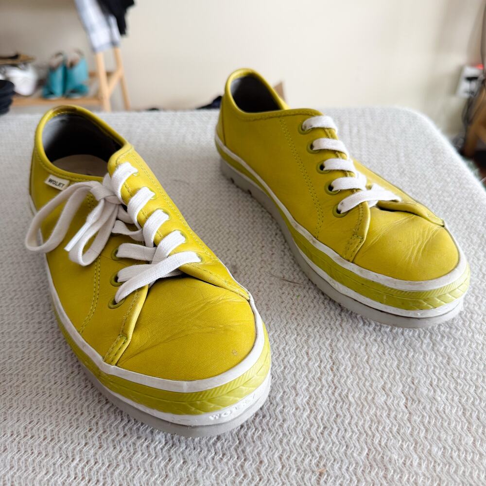 Wolky Bright Green Linda Leather Trainer Sneakers Size 40 or 9 Fashion Funky